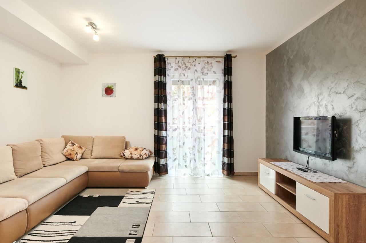 Apartman Leon *